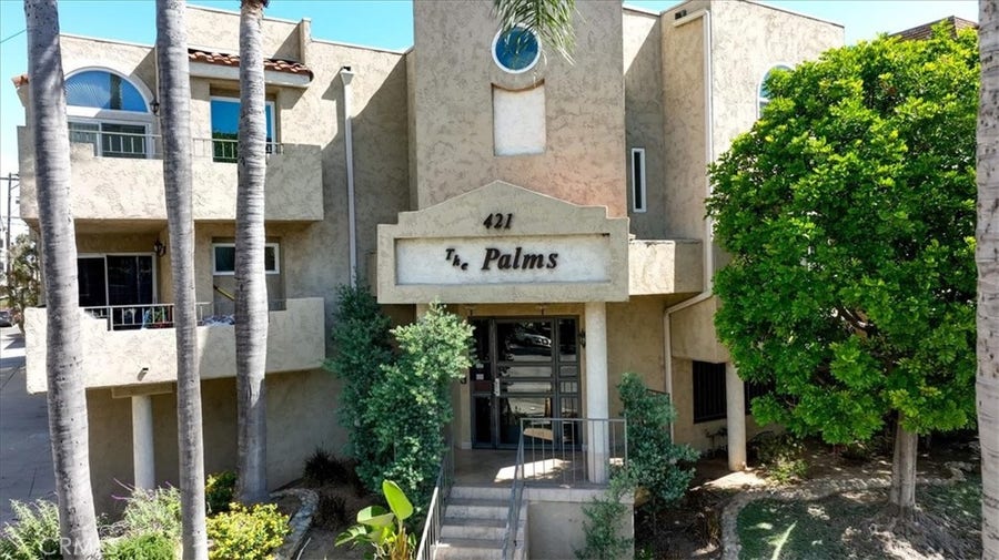 Property photo for 421 W 6th, #208, Long Beach, CA