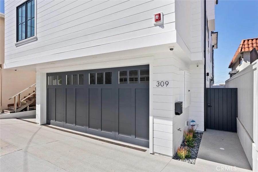 Property photo for 309 Crest Drive, Manhattan Beach, CA