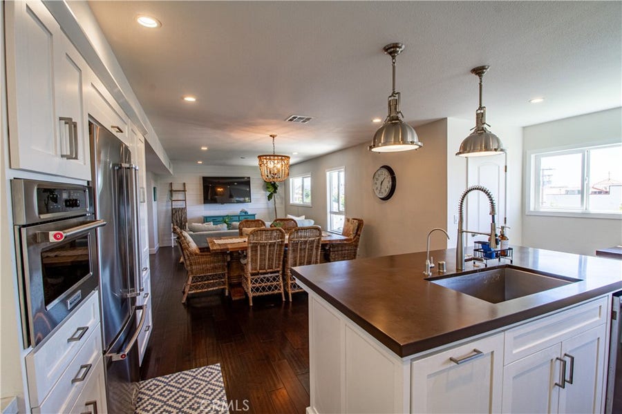 Property photo for 807 El Redondo Avenue, Redondo Beach, CA