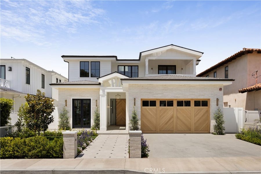 Property photo for 1013 10th Street, Manhattan Beach, CA