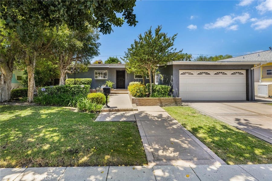 Property photo for 2635 Gondar Avenue, Long Beach, CA
