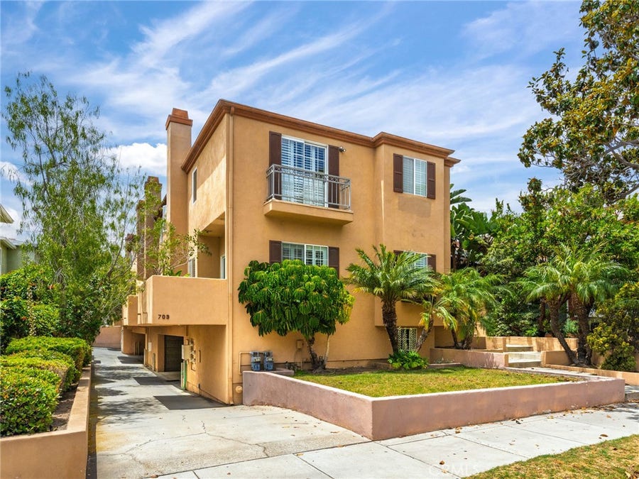 Property photo for 703 Main Street, #2, El Segundo, CA