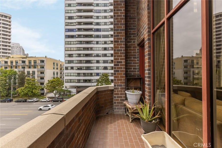 Property photo for 10550 Wilshire Boulevard, #302, Los Angeles, CA