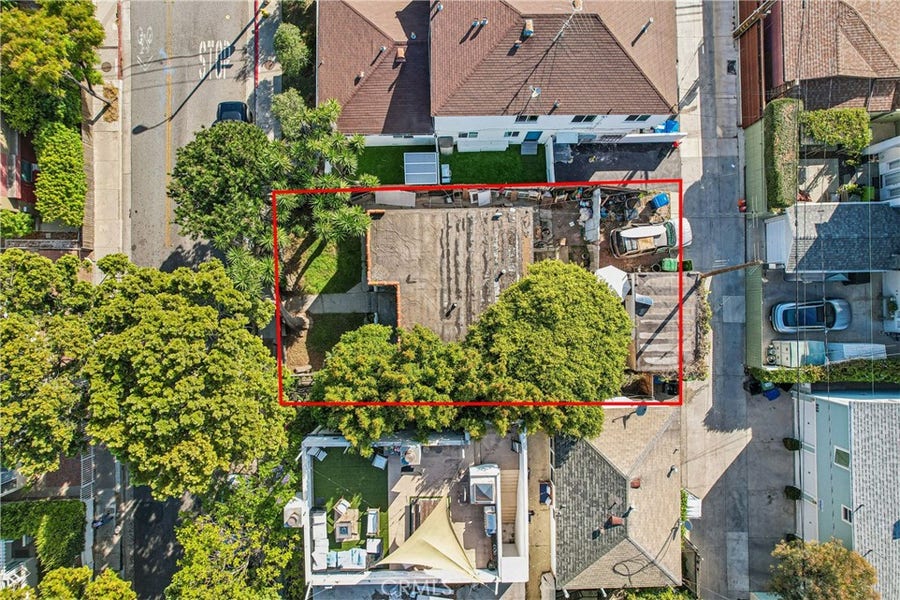 Property photo for 633 Navy Street, Santa Monica, CA