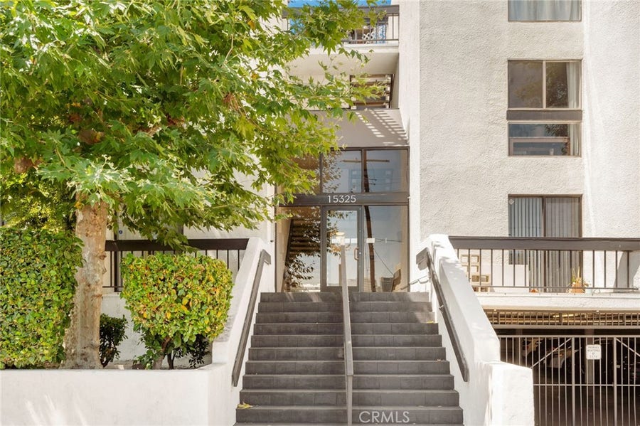 Property photo for 15325 Magnolia Boulevard Boulevard, #103, Sherman Oaks, CA