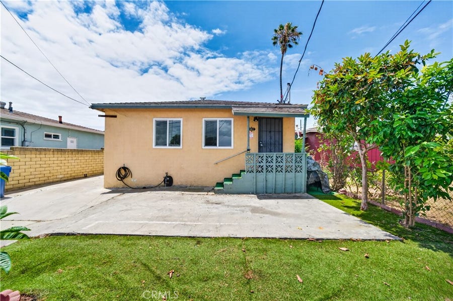 Property photo for 981 W Upland, San Pedro, CA