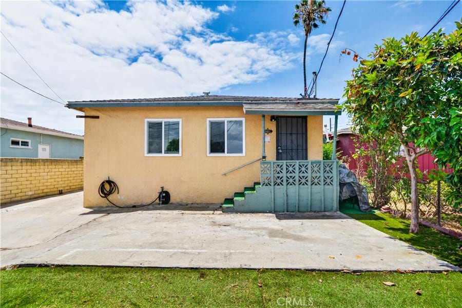 Property photo for 981 W Upland, San Pedro, CA