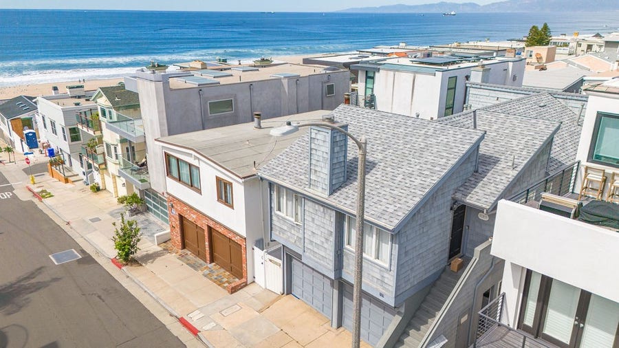 Property photo for 127 21st, Manhattan Beach, CA