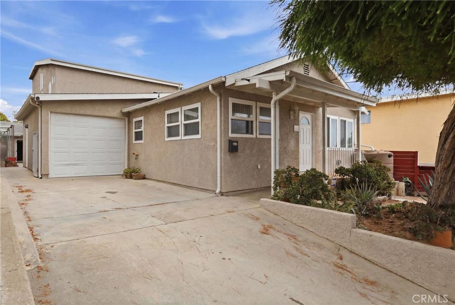 Property photo for 662 W 31st, San Pedro, CA