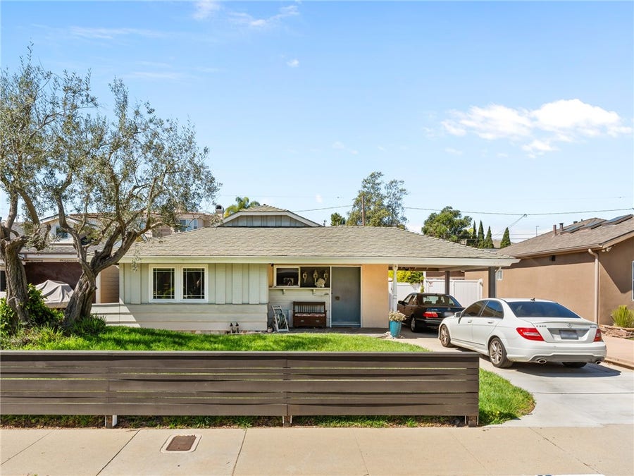 Property photo for 865 Center Street, El Segundo, CA