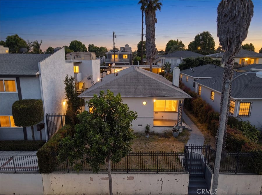 Property photo for 1936 20th, Santa Monica, CA