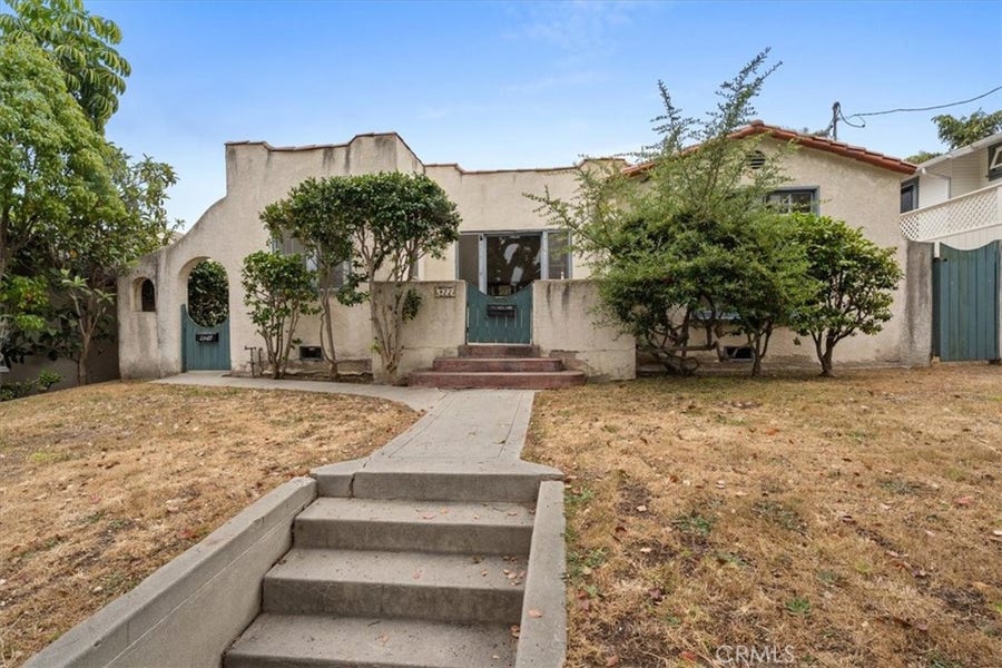 Property photo for 422 W Palm Avenue, El Segundo, CA