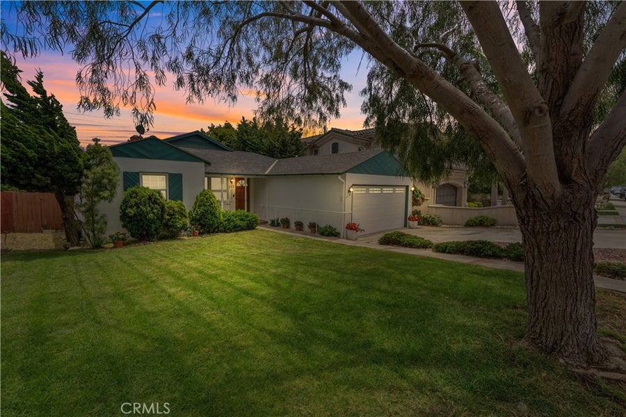 Property photo for 758 Bungalow, El Segundo, CA
