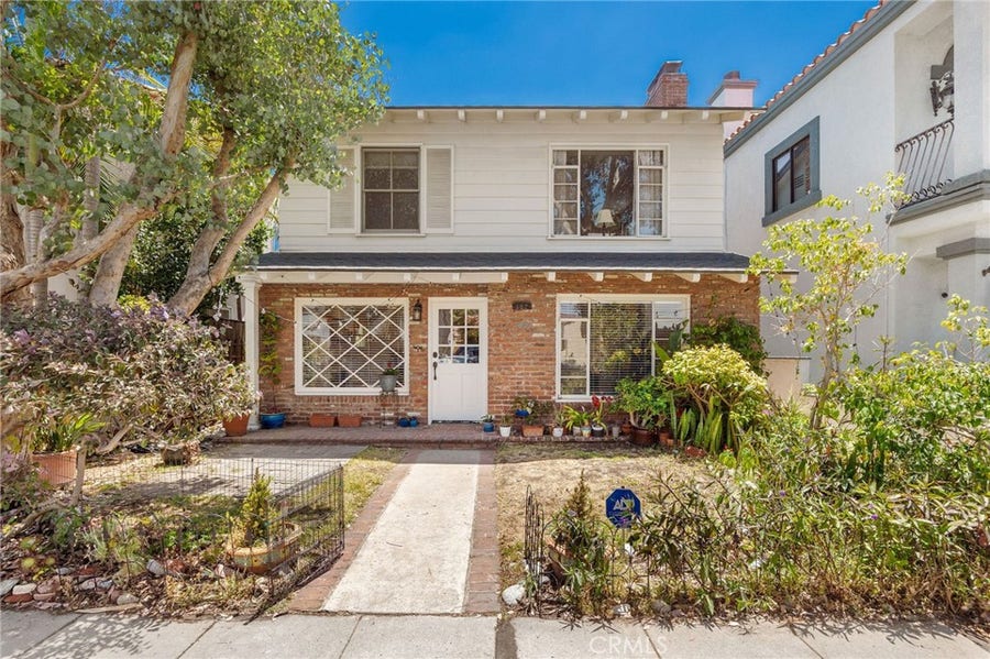 Property photo for 152 Park Avenue, Long Beach, CA