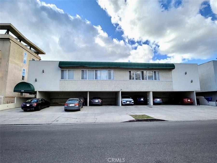 Property photo for 439 S Le Doux Road, #1, Los Angeles, CA