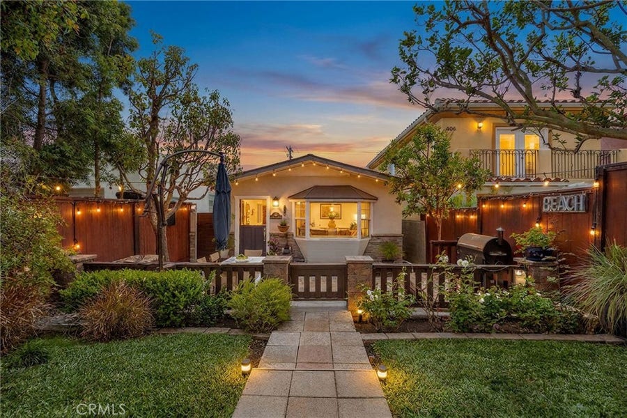 Property photo for 608 Rosecrans Avenue, Manhattan Beach, CA