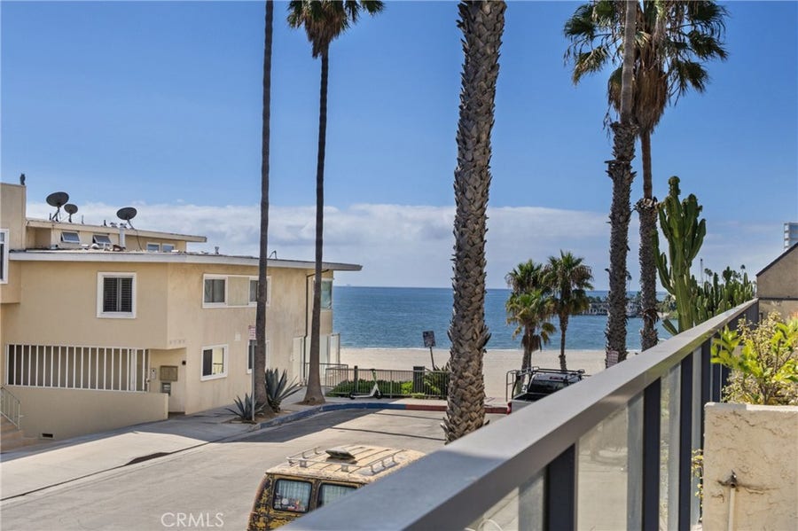 Property photo for 1 3rd Place, #2, Long Beach, CA