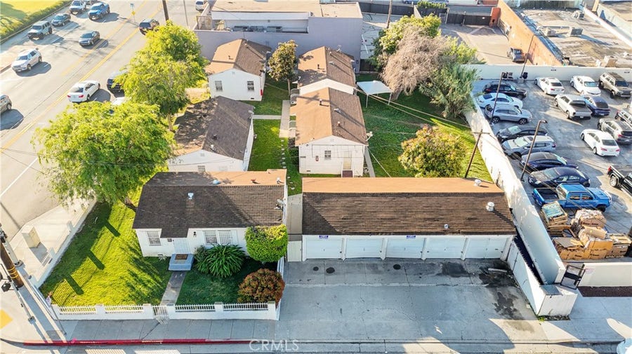 Property photo for 335 Centinela Ave, Inglewood, CA