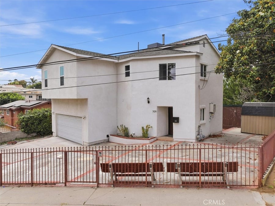 Property photo for 709 Warren Lane, Inglewood, CA