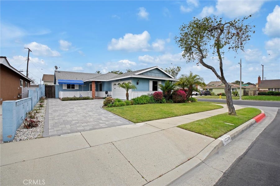 Property photo for 17230 Bonham Ave, Carson, CA