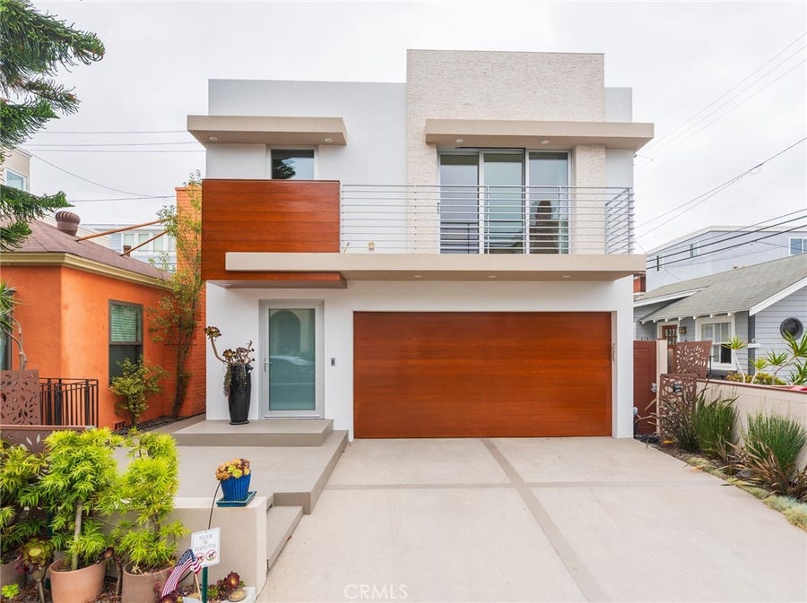 Property photo for 420 28th Street, Manhattan Beach, CA