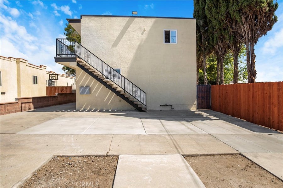 Property photo for 564 W Macarthur, San Pedro, CA