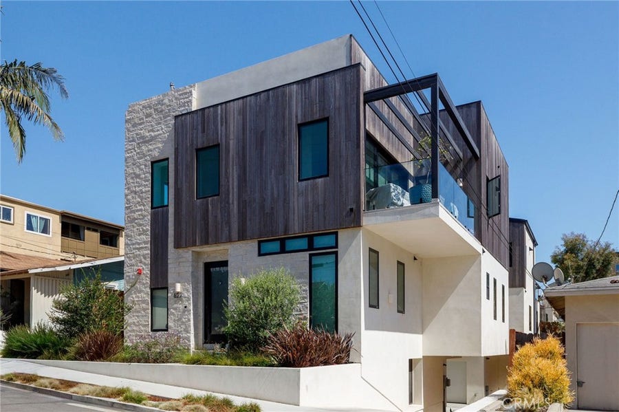 Property photo for 622 1st Place, Hermosa Beach, CA