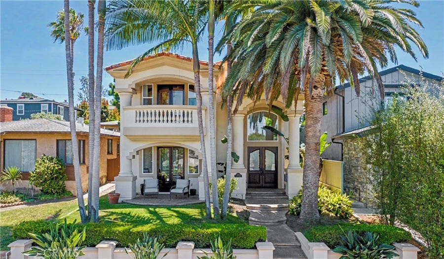 Property photo for 620 35th, Manhattan Beach, CA
