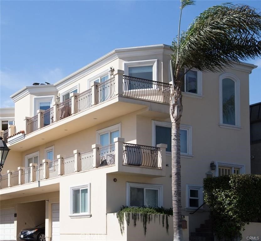 Property photo for 417 Marine Avenue, Manhattan Beach, CA