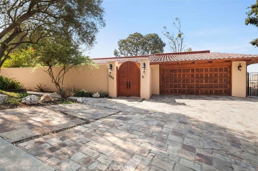 Property photo for 6866 Crest Road, Rancho Palos Verdes, CA