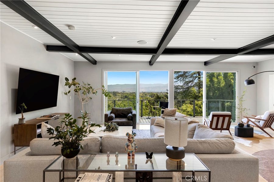 Property photo for 11661 Picturesque Dr, Studio City, CA