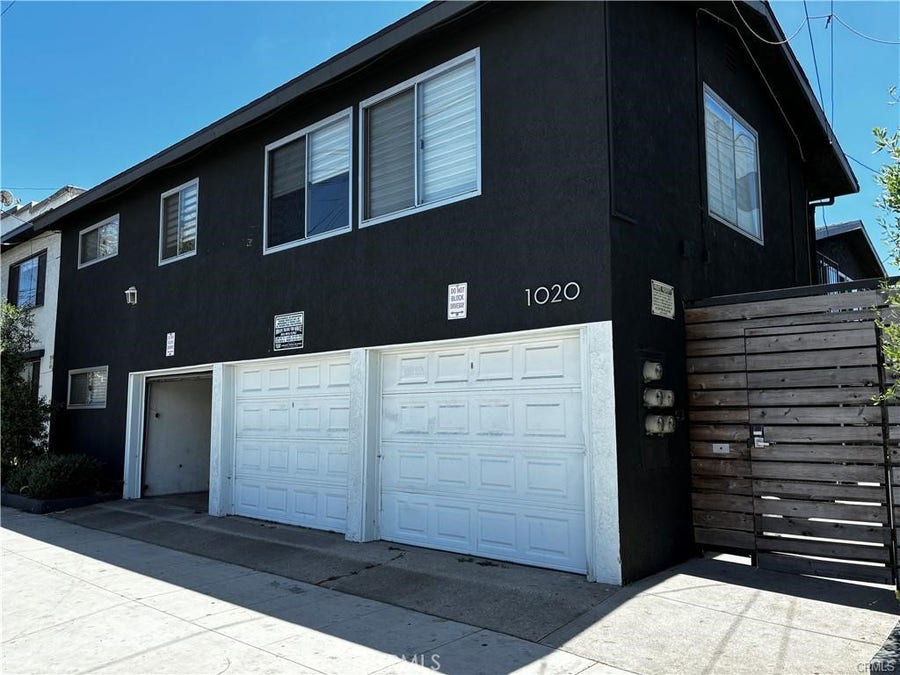Property photo for 1020 E Broadway, Long Beach, CA