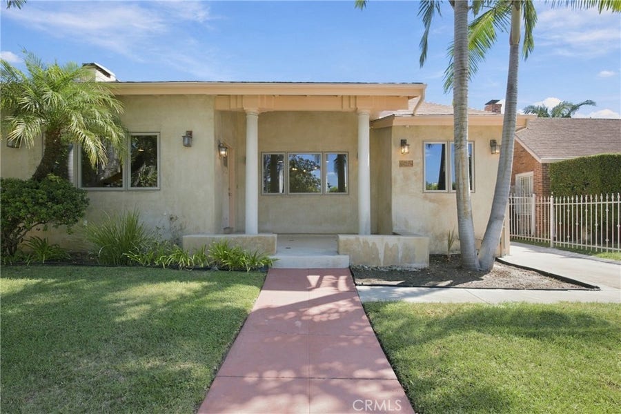 Property photo for 642 N Crescent Heights Boulevard, Los Angeles, CA
