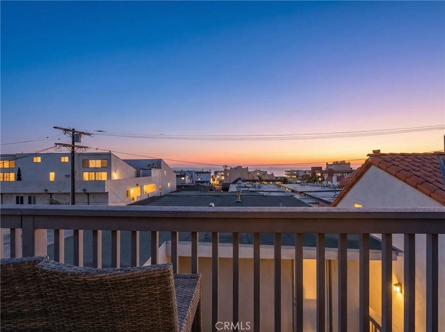 Property photo for 331 Manhattan Avenue, Hermosa Beach, CA