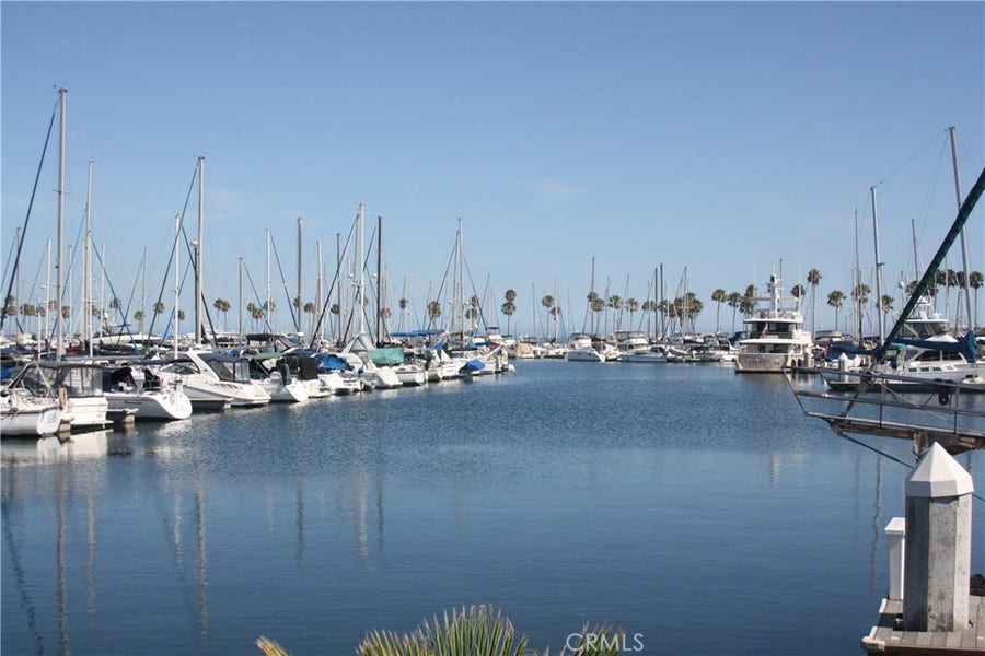 Property photo for 527 Cedar Avenue, #2E, Long Beach, CA