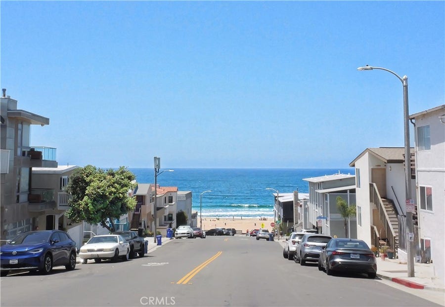 Property photo for 440 Marine Place, Manhattan Beach, CA