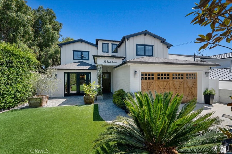 Property photo for 1852 6th Street, Manhattan Beach, CA