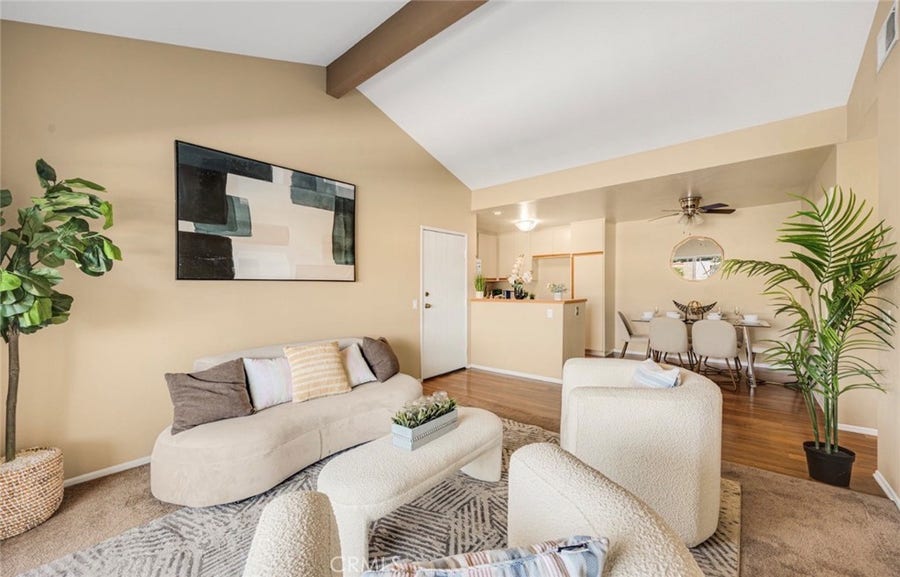 Property photo for 27618 Susan Beth Way Unit G, Saugus, CA