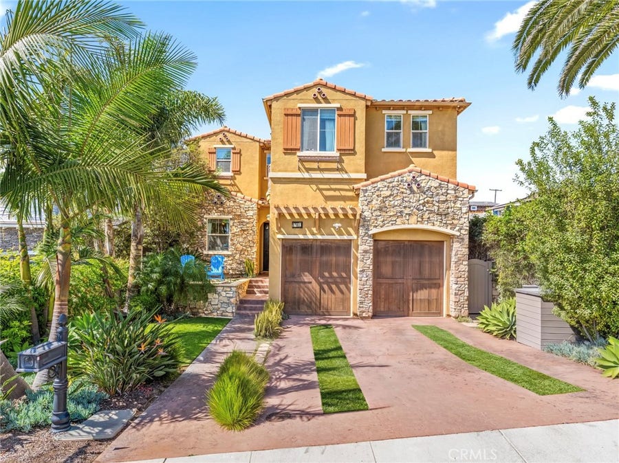 Property photo for 701 W Maple, El Segundo, CA