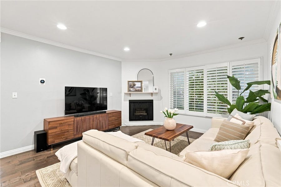 Property photo for 1827 Greenfield Avenue, #105, Los Angeles, CA