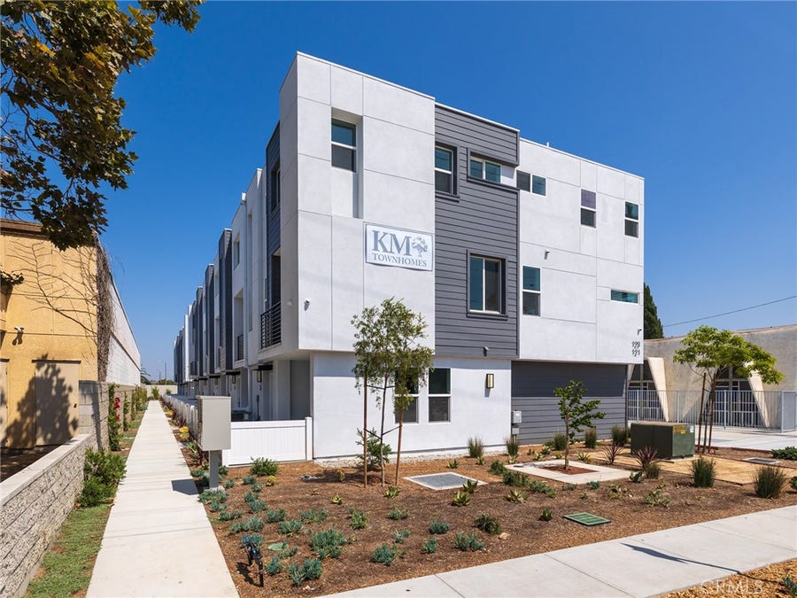 Property photo for 123 E 223rd, #3, Carson, CA