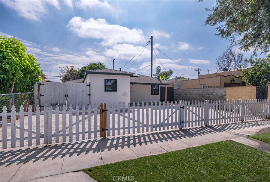 Property photo for 5910 Walnut Ave, Long Beach, CA