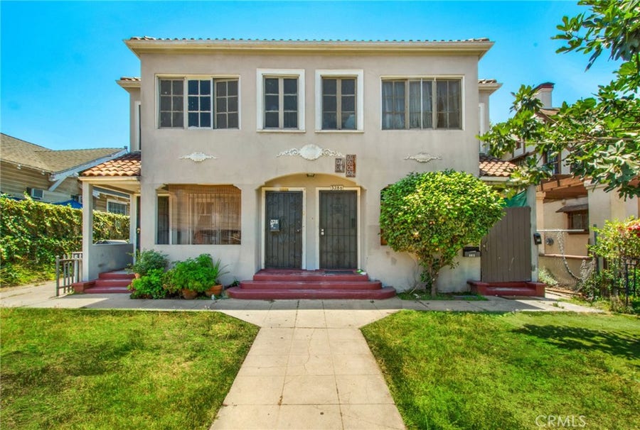 Property photo for 324 W 50th, Los Angeles, CA