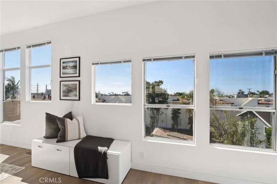 Property photo for 647 1st Place, Hermosa Beach, CA