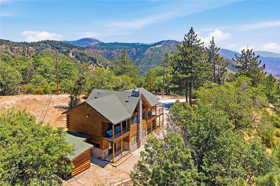 Property photo for 30954 Fredalba Road, Running Springs, CA
