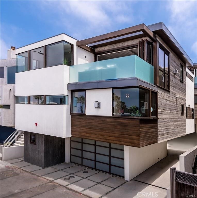 Property photo for 1120 Palm Drive, Hermosa Beach, CA