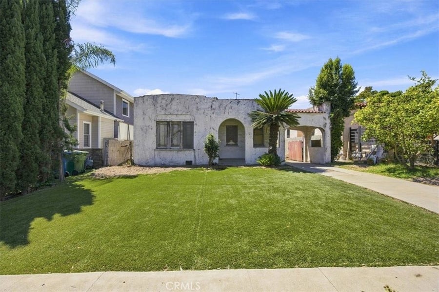 Property photo for 1543 S Carmelina Avenue, Los Angeles, CA
