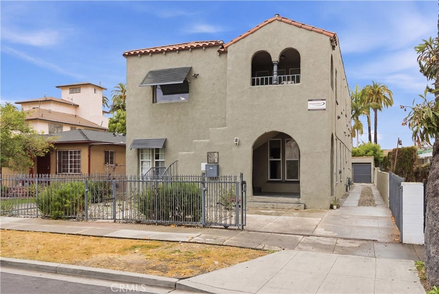 Property photo for 2911 S Palm Grove Avenue, Los Angeles, CA