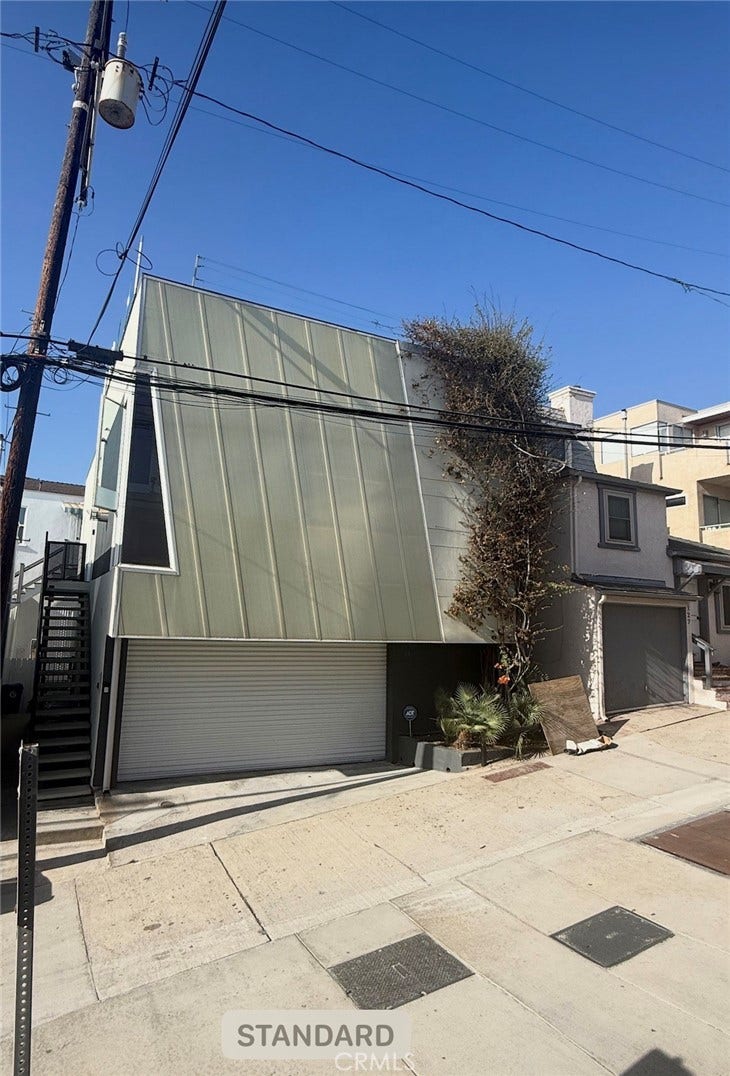 Property photo for 125 Rosecrans Place, Manhattan Beach, CA