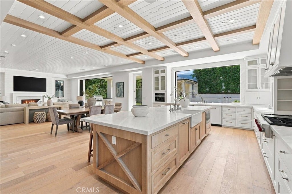 1002 10th, Manhattan Beach, CA 90266
